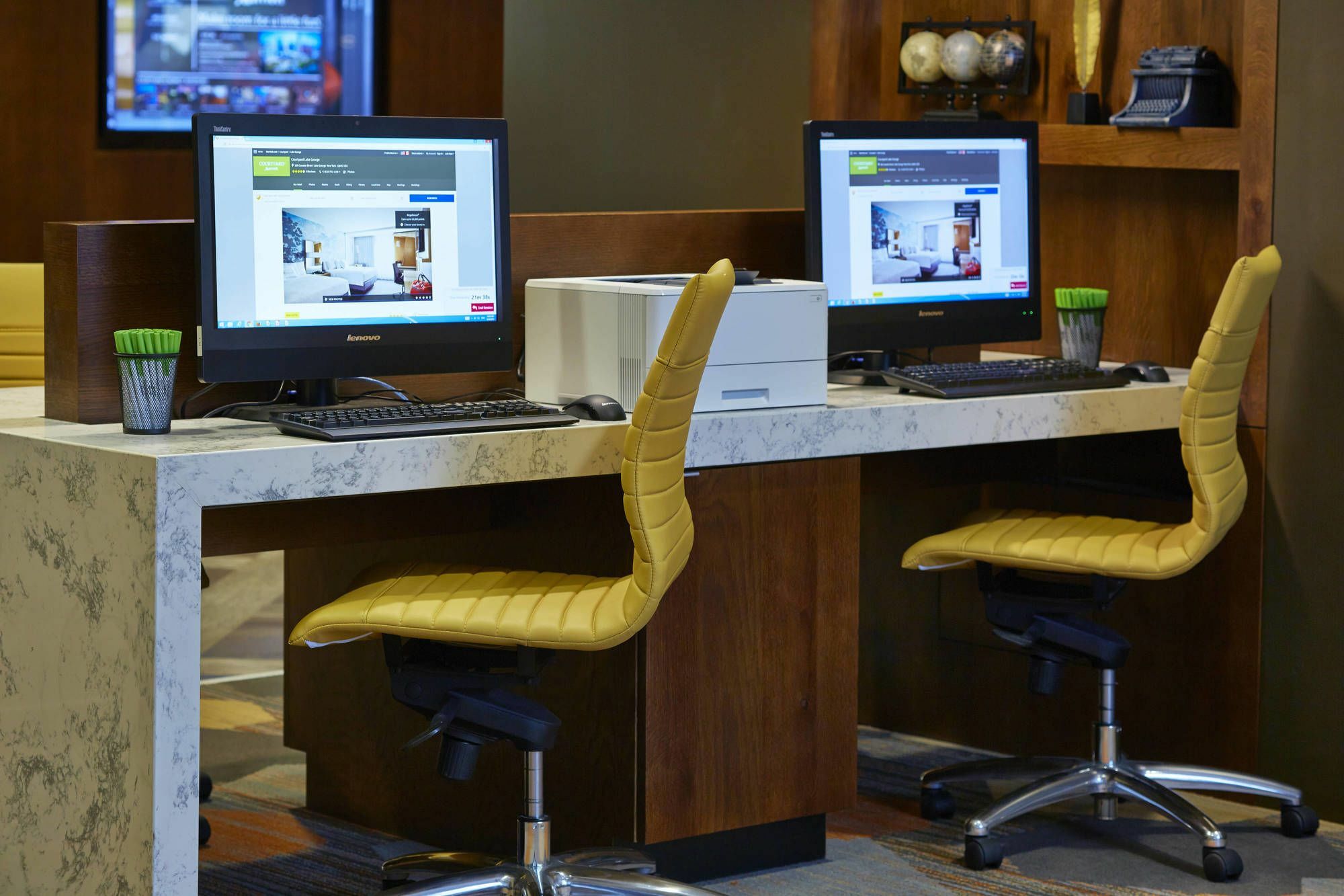 Courtyard By Marriott Lake George Exterior photo