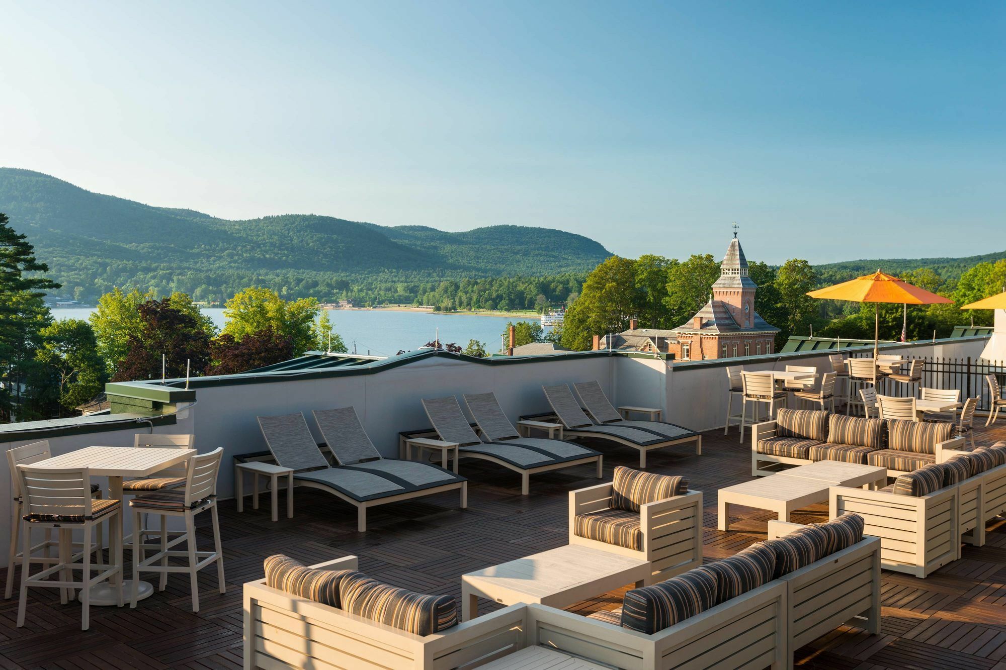 Courtyard By Marriott Lake George Exterior photo