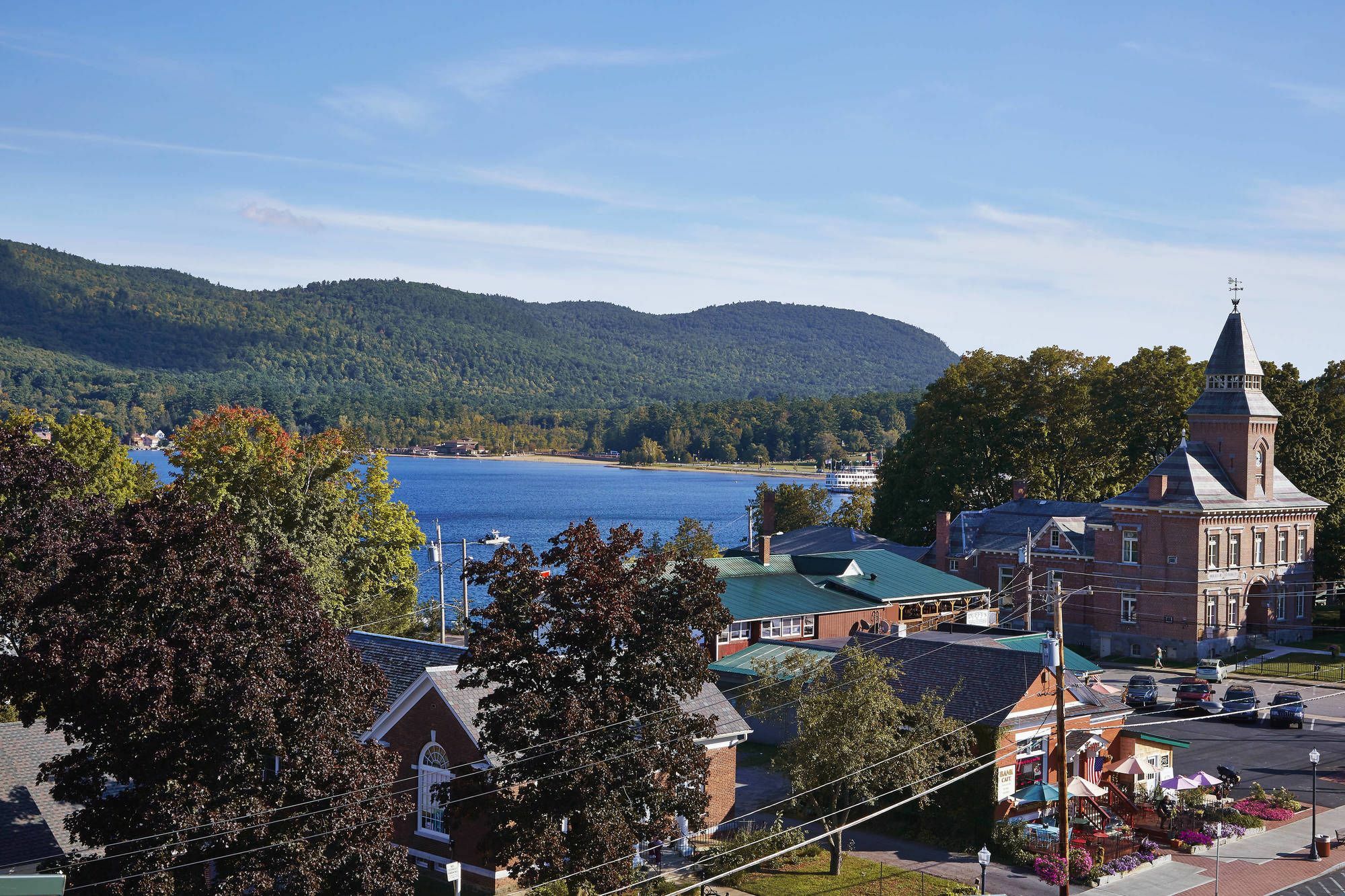 Courtyard By Marriott Lake George Exterior photo