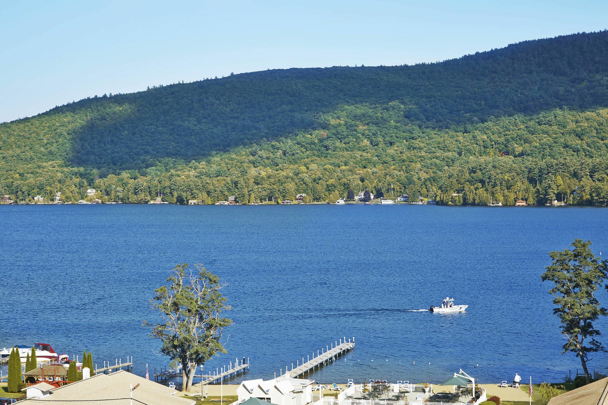 Courtyard By Marriott Lake George Exterior photo